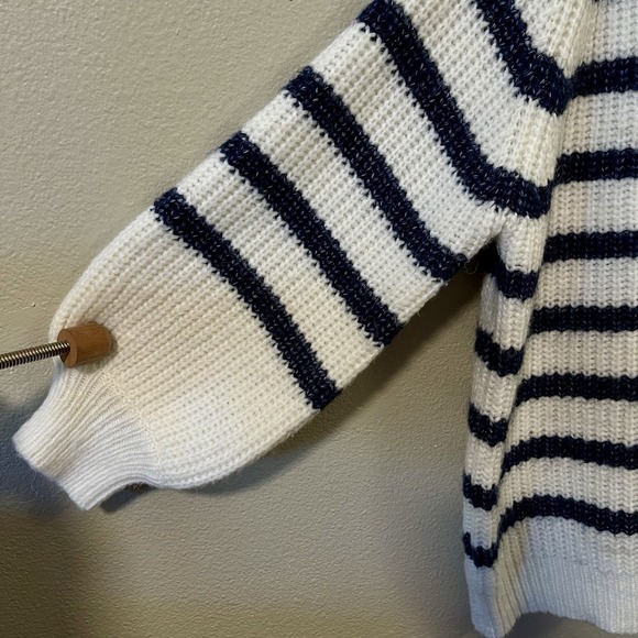 Marea Knit V Neck Cardigan Striped Ivory Navy Chunky‎ Nordic Cabin Size XL - Picture 2 of 9